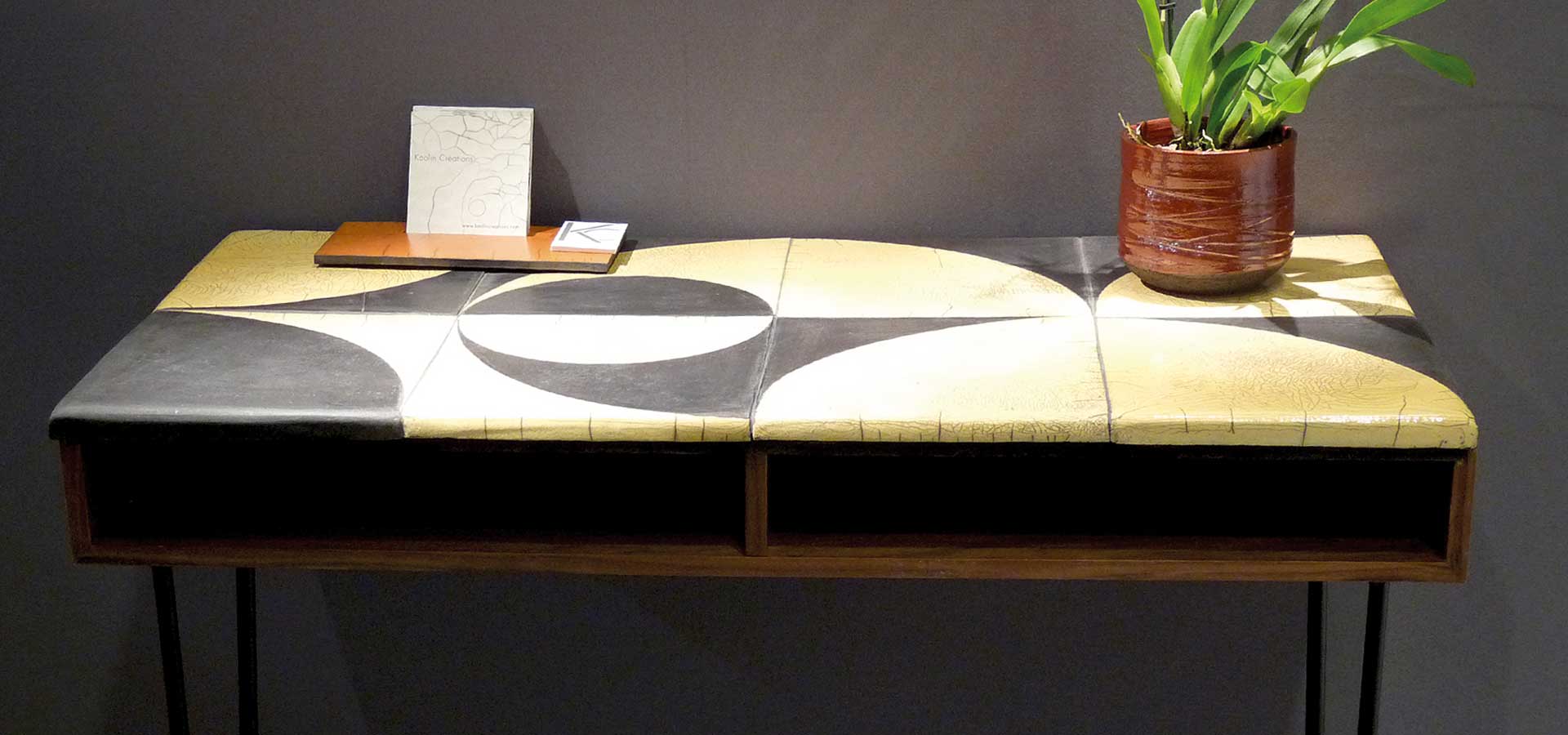 Raku Table console Ceramic tile by Fabienne L’Hostis