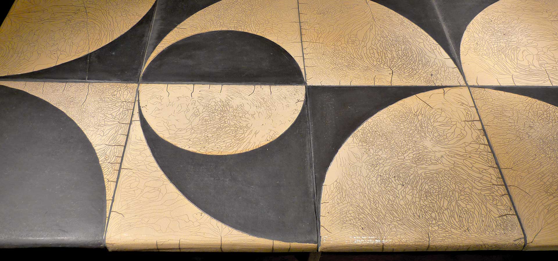 Raku Table console Ceramic tile by Fabienne L’Hostis